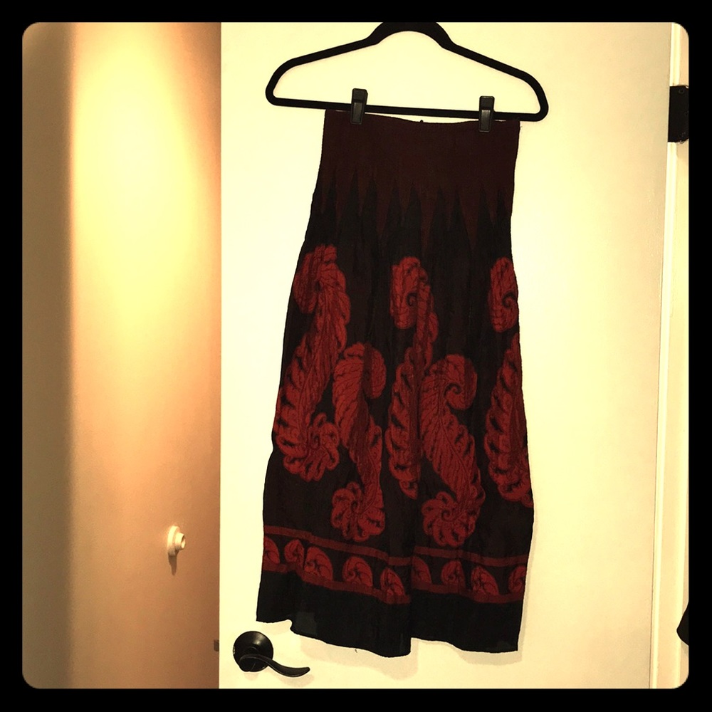 Strapless dress or skirt